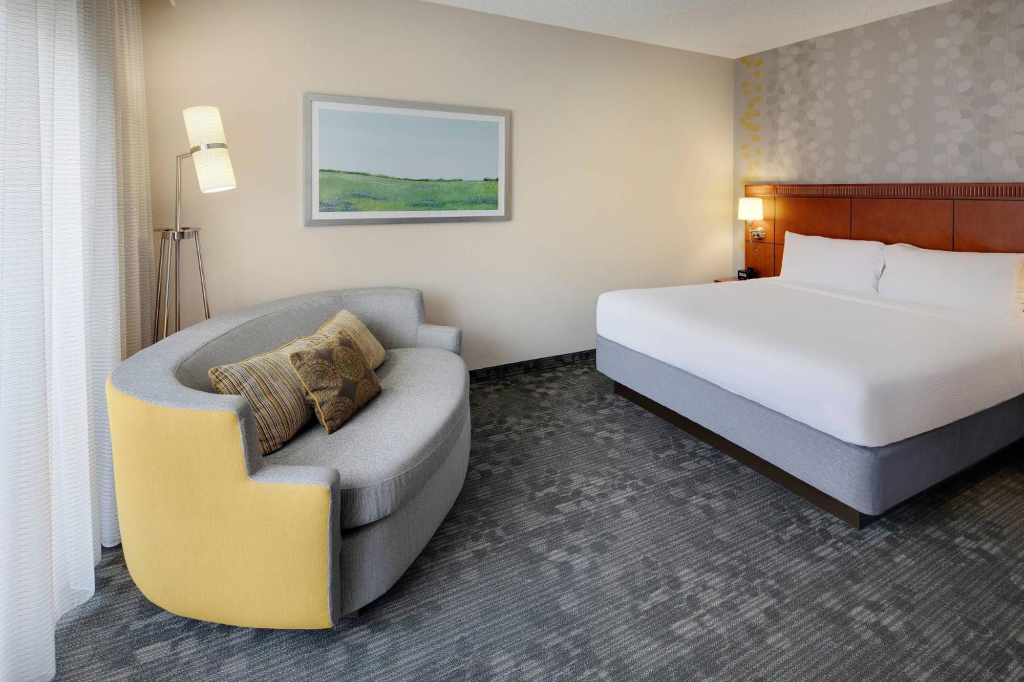 Courtyard Dallas Addison Midway Buitenkant foto